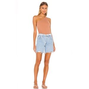 Levi’s- 501 Mid Thigh Shorts